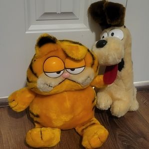 Vintage Garfield and Odie stuffed animals